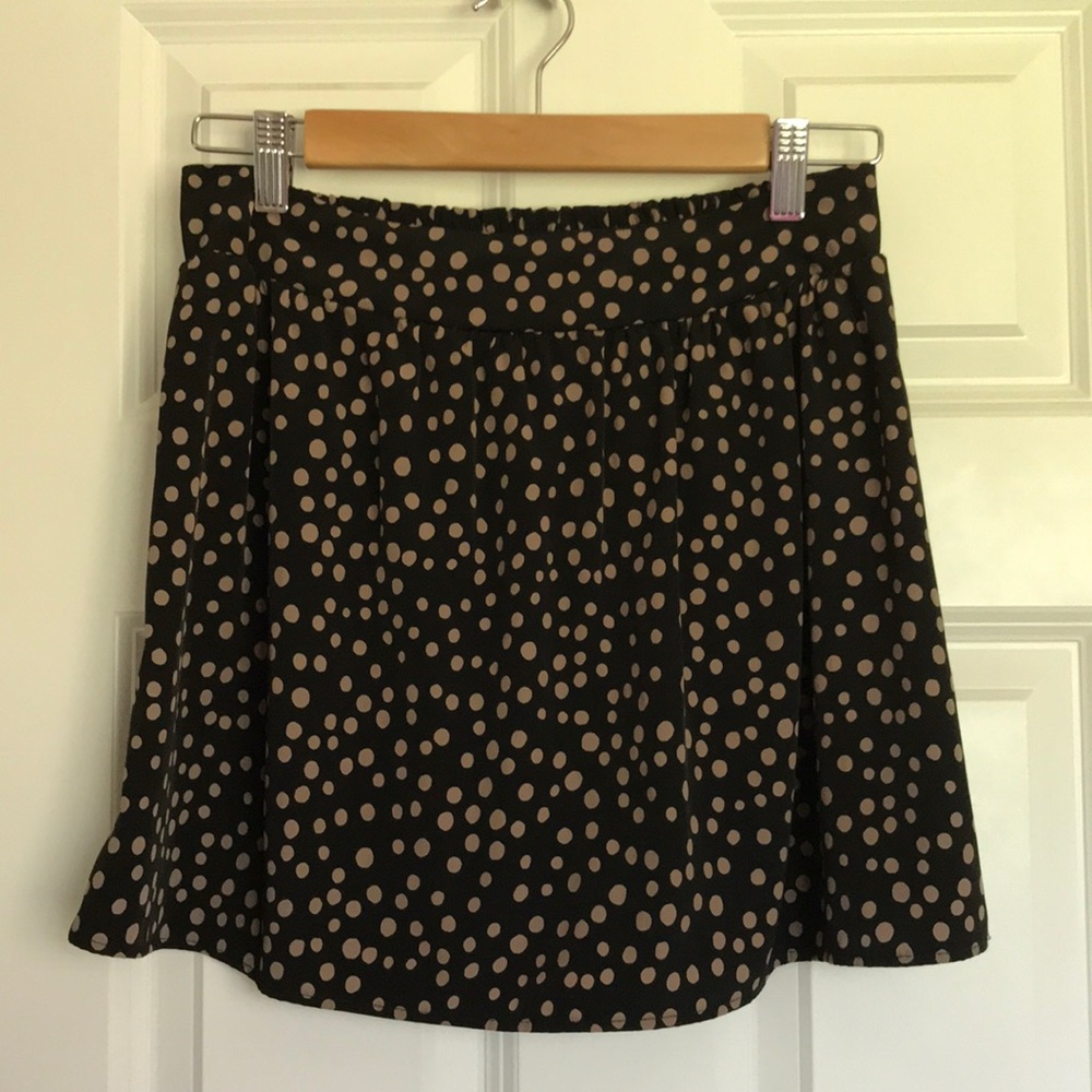 Flowy polka dot mini skirt